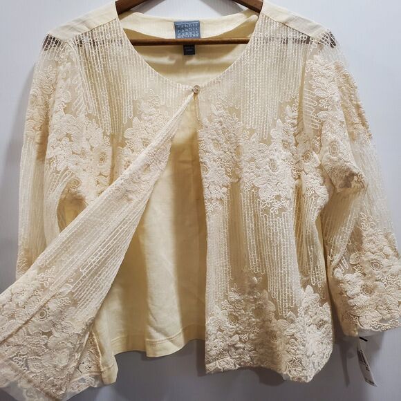 Rabbit Rabbit Designs Blouse Womens XL Crochet Lace Boho Sheer Floral Cream NWT - Picture 3 of 9